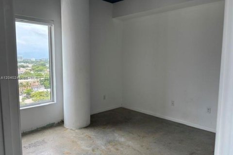 Condo in Miami, Florida, 2 bedrooms  № 2086452 - photo 5