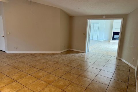 Casa en alquiler en Tampa, Florida, 3 dormitorios, 160.35 m2 № 1915925 - foto 6