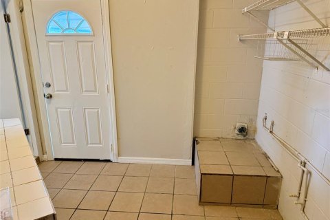 Casa en alquiler en Tampa, Florida, 3 dormitorios, 160.35 m2 № 1915925 - foto 19