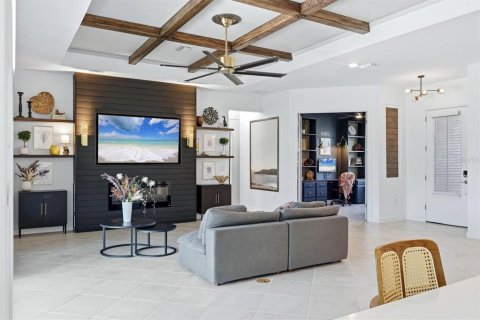 Villa ou maison à vendre à Port Charlotte, Floride: 3 chambres, 216.28 m2 № 2420411 - photo 7