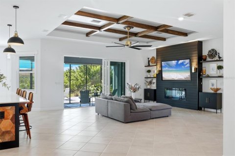 Villa ou maison à vendre à Port Charlotte, Floride: 3 chambres, 216.28 m2 № 2420411 - photo 6