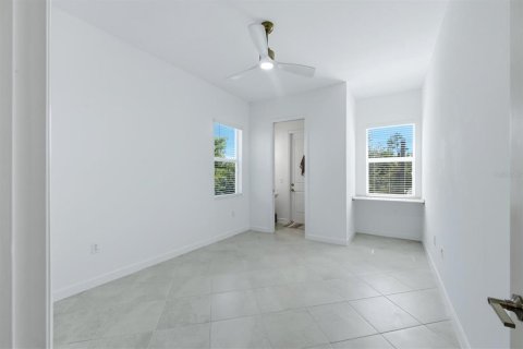 Villa ou maison à vendre à Port Charlotte, Floride: 3 chambres, 216.28 m2 № 2420411 - photo 29