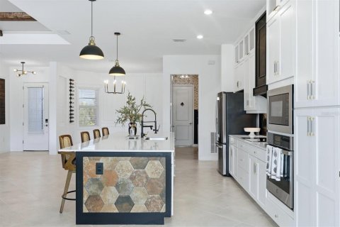 Villa ou maison à vendre à Port Charlotte, Floride: 3 chambres, 216.28 m2 № 2420411 - photo 18