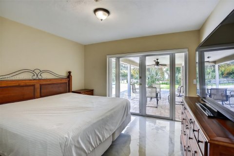 House in Davie, Florida 3 bedrooms, 190.91 sq.m. № 1856859 - photo 22