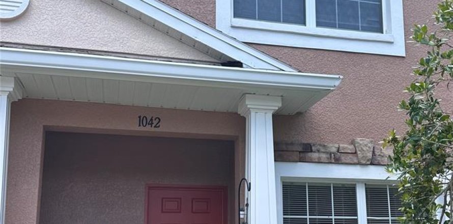 Townhouse in Wesley Chapel, Florida 2 bedrooms, 154.22 sq.m. № 1849443