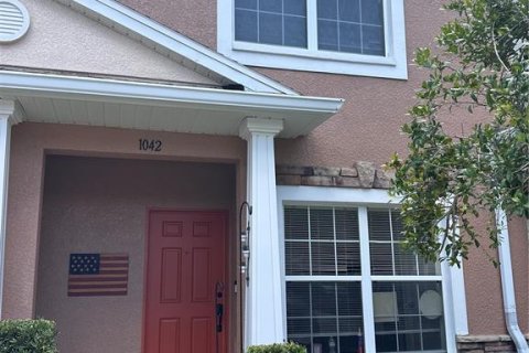 Townhouse in Wesley Chapel, Florida 2 bedrooms, 154.22 sq.m. № 1849443 - photo 2