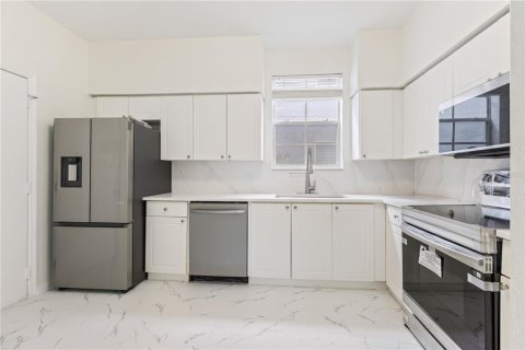 Copropriété à vendre à Tampa, Floride: 4 chambres, 160.16 m2 № 1884488 - photo 7