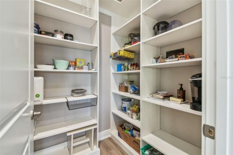 Casa en venta en Saint Petersburg, Florida, 3 dormitorios, 239.13 m2 № 1716493 - foto 14