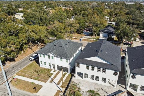 Propiedad comercial en venta en Tampa, Florida, 6 dormitorios, 309.55 m2 № 2106456 - foto 25
