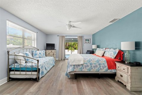 Villa ou maison à vendre à Seminole, Floride: 3 chambres, 208.75 m2 № 1803509 - photo 15