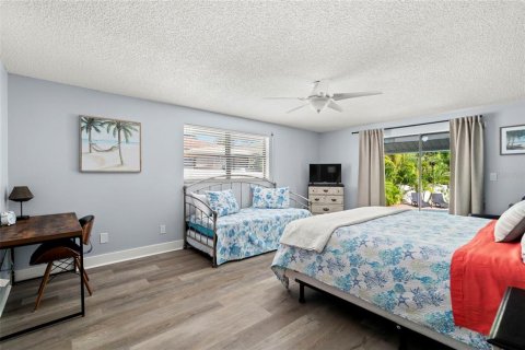 Villa ou maison à vendre à Seminole, Floride: 3 chambres, 208.75 m2 № 1803509 - photo 14