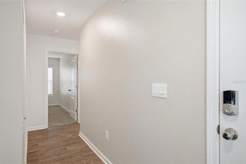 House in Bunnell, Florida 4 bedrooms, 165.18 sq.m. № 2217698 - photo 28