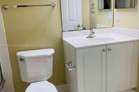 Touwnhouse à louer à Miramar, Floride: 3 chambres № 2042786 - photo 13