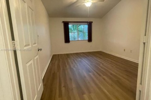 Touwnhouse à louer à Miramar, Floride: 3 chambres № 2042786 - photo 11