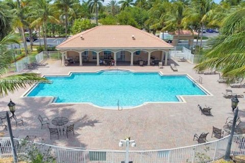 Touwnhouse à louer à Miramar, Floride: 3 chambres № 2042786 - photo 2