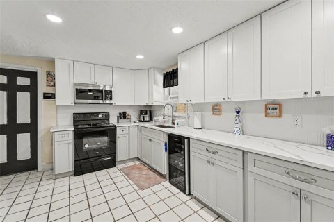 Купить виллу или дом в Гудзон, Флорида 3 комнаты, 118.54м2, № 2113474 - фото 8