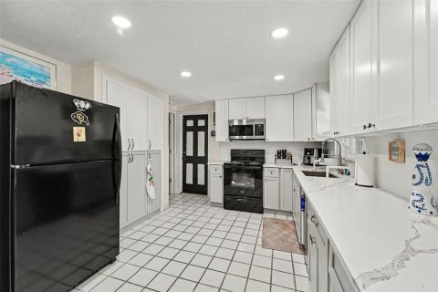 Купить виллу или дом в Гудзон, Флорида 3 комнаты, 118.54м2, № 2113474 - фото 9