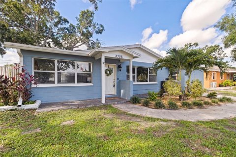 House in Tampa, Florida 3 bedrooms, 122.54 sq.m. № 1835285 - photo 3