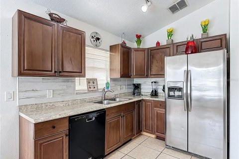 Casa en venta en Kissimmee, Florida, 3 dormitorios, 142.7 m2 № 1583301 - foto 22