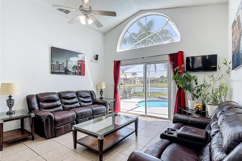 Casa en venta en Kissimmee, Florida, 3 dormitorios, 142.7 m2 № 1583301 - foto 23