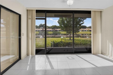 Villa ou maison à vendre à Boca Raton, Floride: 2 chambres, 121.7 m2 № 2024894 - photo 26