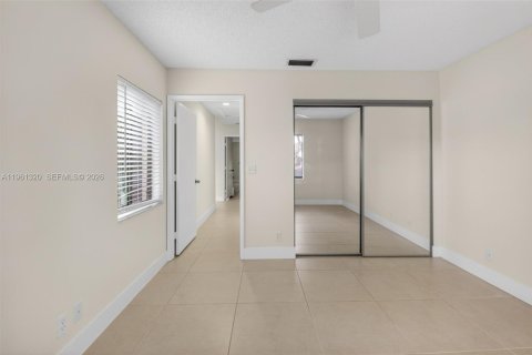 Villa ou maison à vendre à Boca Raton, Floride: 2 chambres, 121.7 m2 № 2024894 - photo 24