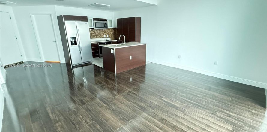 Condo in Miami, Florida, 1 bedroom  № 2062438