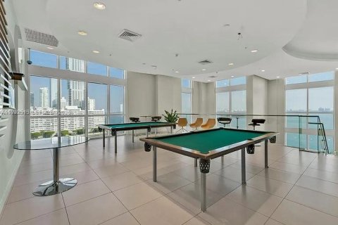 Condo in Miami, Florida, 1 bedroom  № 2062438 - photo 25
