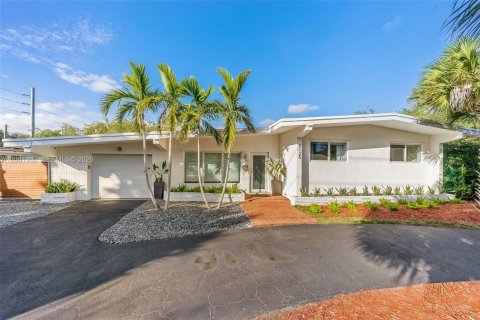 Villa ou maison à Pinecrest, Floride 3 chambres, 153.2 m2 № 2289225