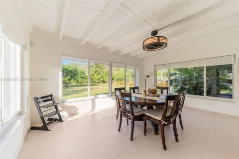 Villa ou maison à louer à Pinecrest, Floride: 3 chambres, 153.2 m2 № 2289225 - photo 3
