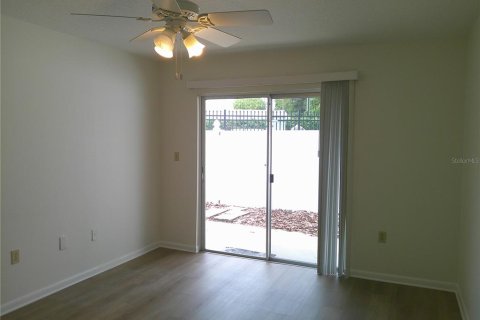 Condo in Maitland, Florida, 3 bedrooms № 1912549 - photo 9