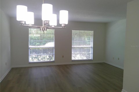 Condo in Maitland, Florida, 3 bedrooms № 1912549 - photo 4