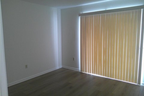 Condo in Maitland, Florida, 3 bedrooms № 1912549 - photo 16