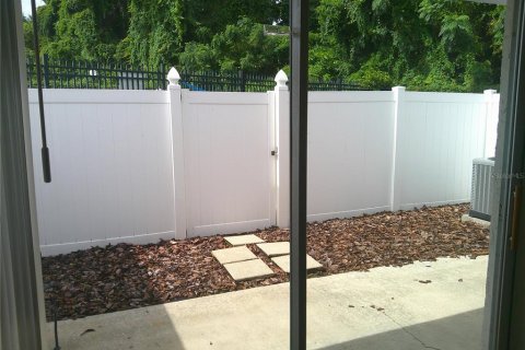 Condo in Maitland, Florida, 3 bedrooms № 1912549 - photo 18