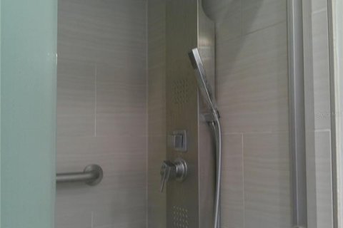 Condo in Maitland, Florida, 3 bedrooms № 1912549 - photo 12