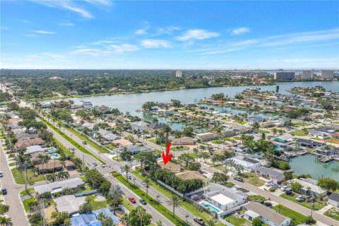 Villa ou maison à vendre à Saint Petersburg, Floride: 3 chambres, 157.47 m2 № 2204427 - photo 23