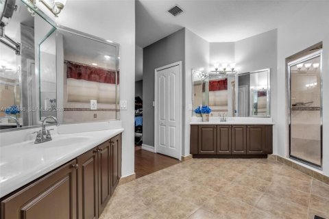 Villa ou maison à vendre à Miami Lakes, Floride: 4 chambres, 242.38 m2 № 2068739 - photo 22