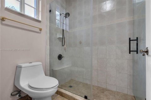 Villa ou maison à vendre à Miami Lakes, Floride: 4 chambres, 242.38 m2 № 2068739 - photo 29