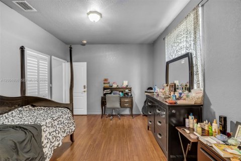 Villa ou maison à vendre à Miami Lakes, Floride: 4 chambres, 242.38 m2 № 2068739 - photo 27