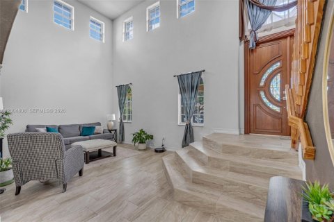 Villa ou maison à vendre à Miami Lakes, Floride: 4 chambres, 242.38 m2 № 2068739 - photo 7