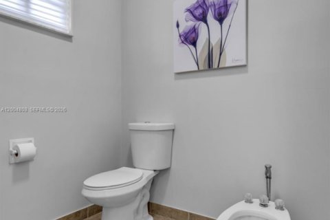 Villa ou maison à vendre à Miami Lakes, Floride: 4 chambres, 242.38 m2 № 2068739 - photo 23