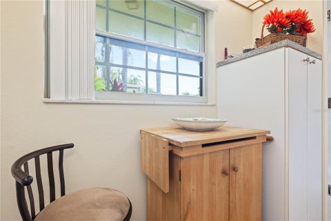 Condo in Clearwater, Florida, 1 bedroom  № 1774723 - photo 13