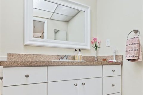 Condo in Clearwater, Florida, 1 bedroom  № 1774723 - photo 20