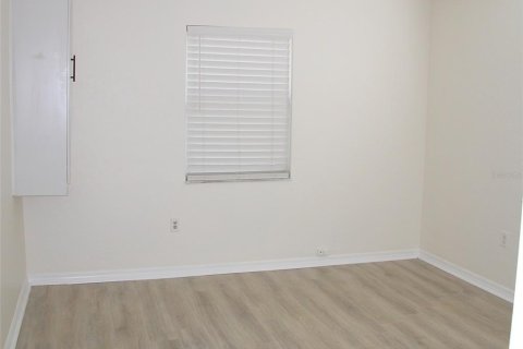 House in Saint Petersburg, Florida 3 bedrooms, 131.36 sq.m. № 1870260 - photo 29