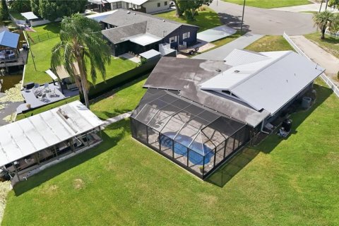 Villa ou maison à vendre à Tavares, Floride: 3 chambres, 136.29 m2 № 2398591 - photo 4