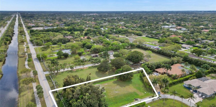 Land in Plantation, Florida № 1809086