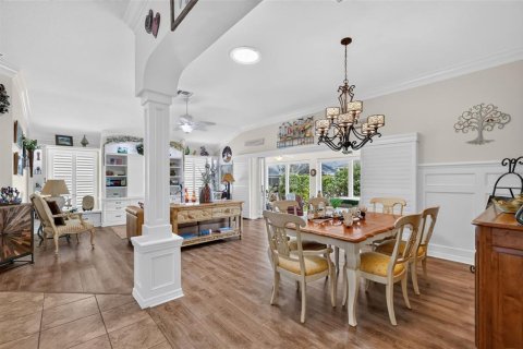 Villa ou maison à vendre à The Villages, Floride: 3 chambres, 183.2 m2 № 2411699 - photo 8