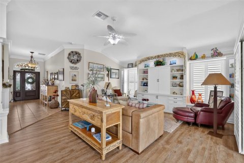 Villa ou maison à vendre à The Villages, Floride: 3 chambres, 183.2 m2 № 2411699 - photo 13