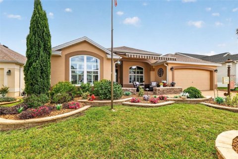 Villa ou maison à vendre à The Villages, Floride: 3 chambres, 183.2 m2 № 2411699 - photo 2
