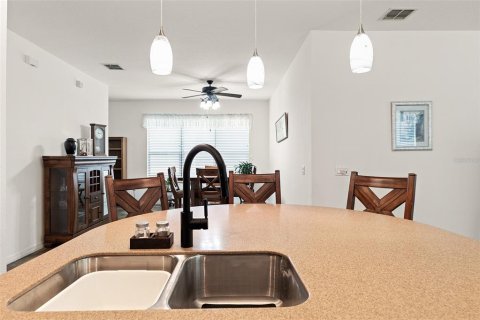 Casa en venta en Kissimmee, Florida, 2 dormitorios, 140.75 m2 № 1643152 - foto 17